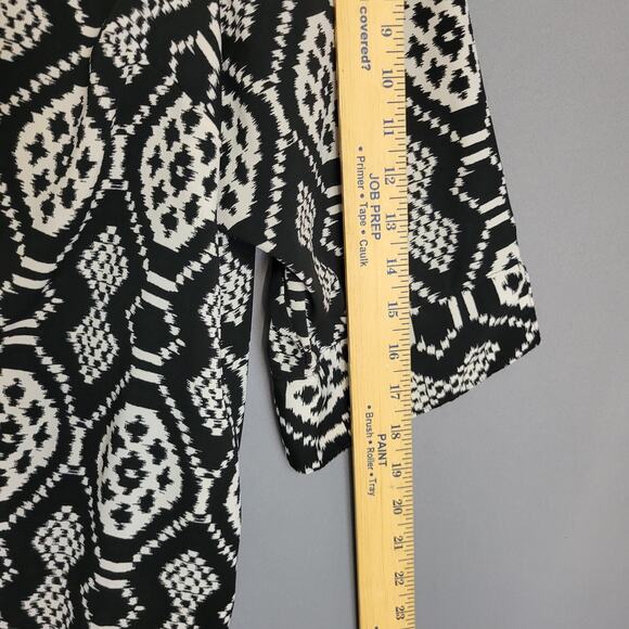 Maggie Barnes Button Front Top Womens 1X 18/20 Black Ivory Attached Tank - Picture 10 of 13